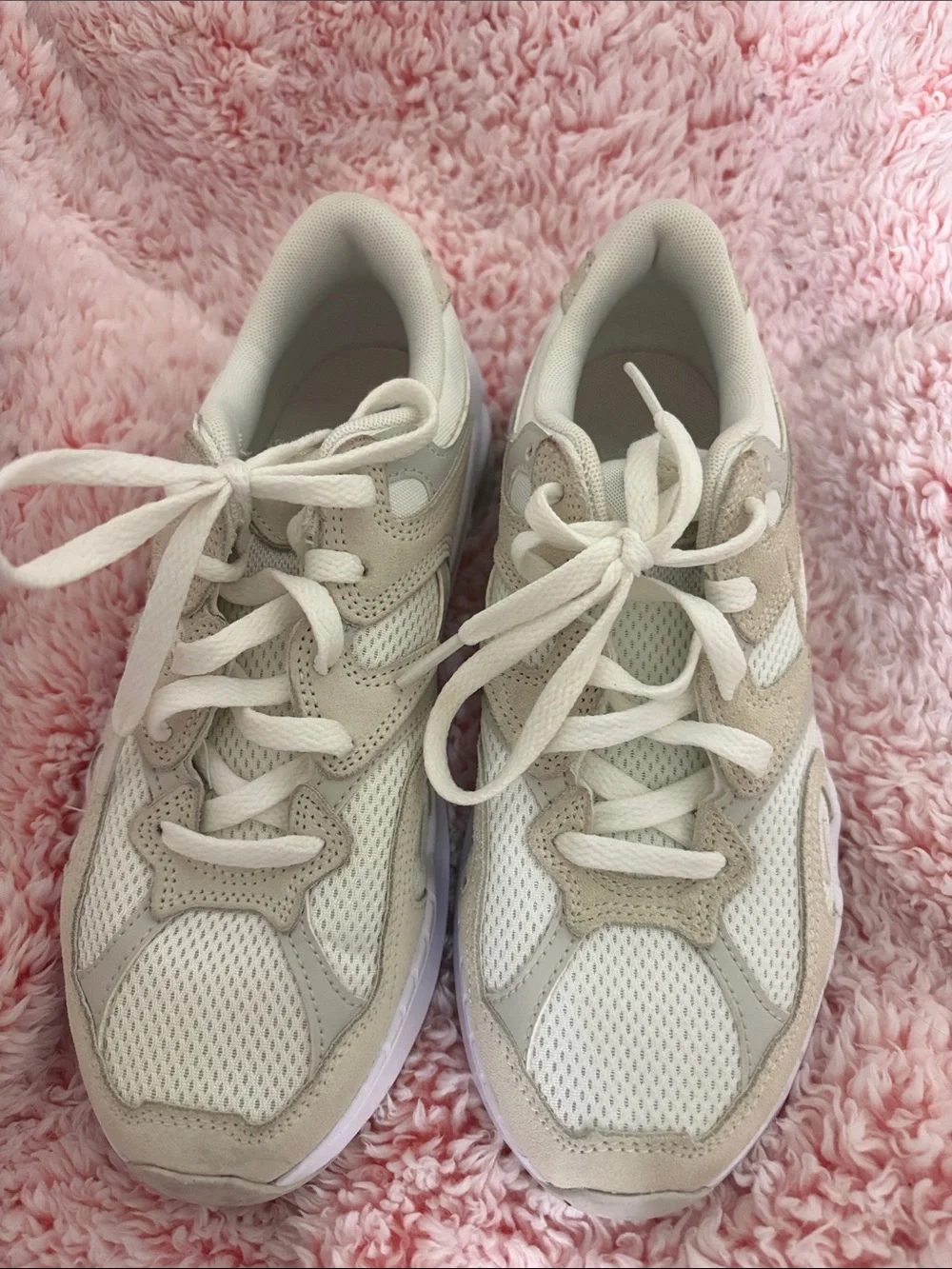 Nike Women's Beige and White Mesh Suede Sneakers